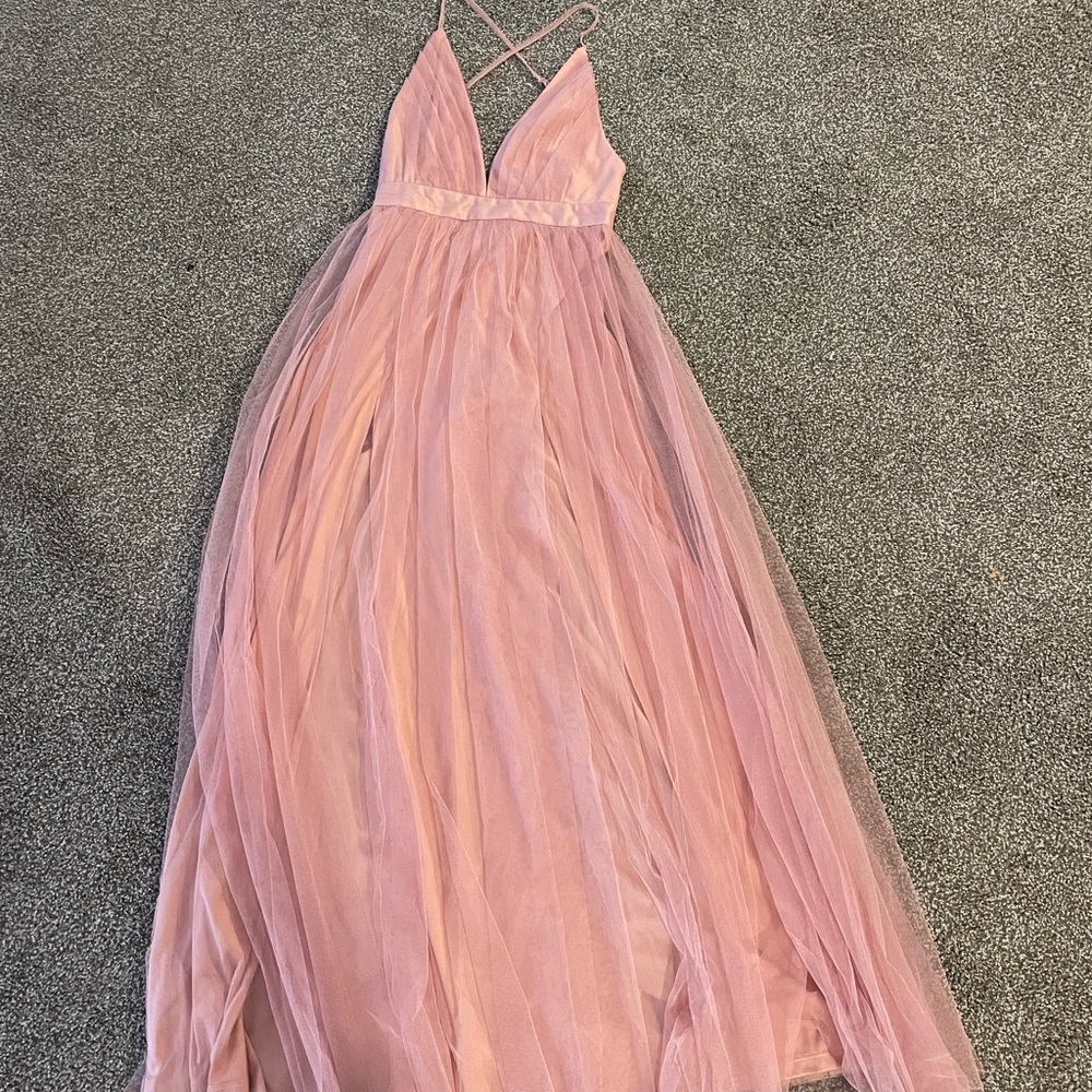 Elegant Pink Tulle Gown